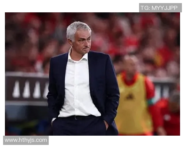 足球球星因赛场失控言辞激烈 网友热议其骂人事件引发争议